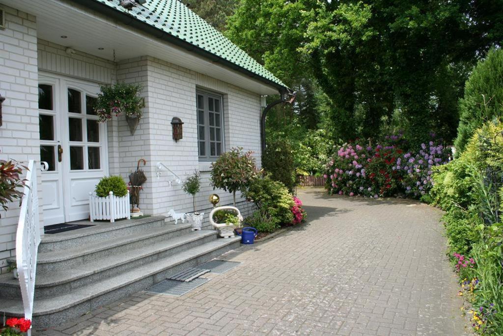 Ewigleben, Landhaus Gartenstrasse Bispingen Exteriör bild